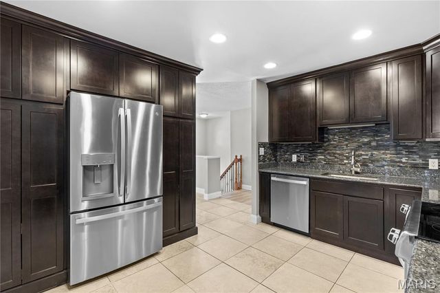 1954 Tealwood Cove Drive, Florissant, MO 63031