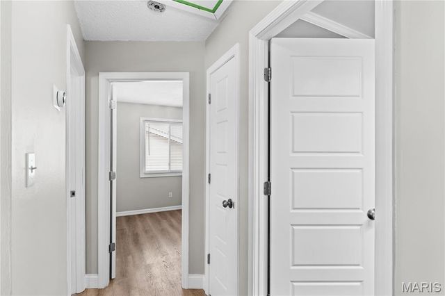 1954 Tealwood Cove Drive, Florissant, MO 63031