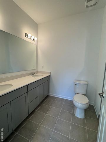 20776 Burn Drive, Macomb, MI 48044