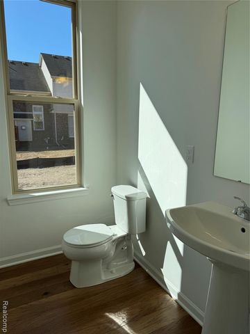 20776 Burn Drive, Macomb, MI 48044