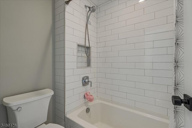 139 Winding Way, Cedar Grove Twp., NJ 07009