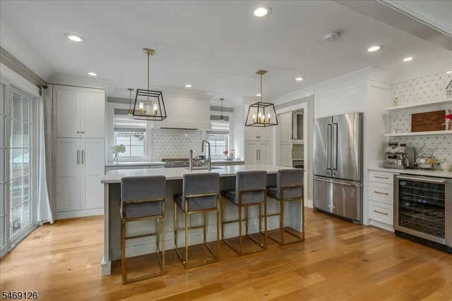 139 Winding Way, Cedar Grove Twp., NJ 07009