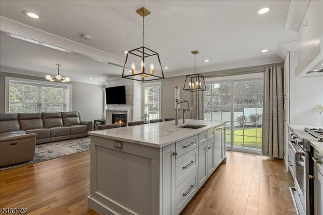 139 Winding Way, Cedar Grove Twp., NJ 07009