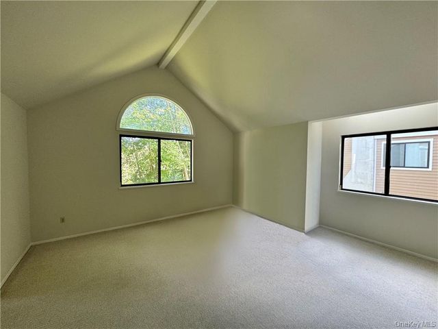 17 Rambling Brook Road, Chappaqua, NY 10514