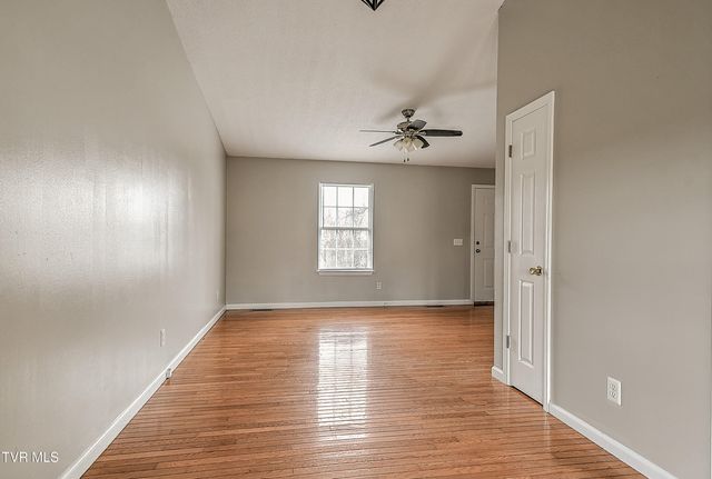 220 Peters Road, Bristol, TN 37620