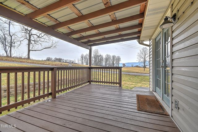 220 Peters Road, Bristol, TN 37620