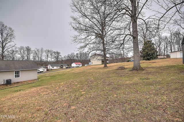 220 Peters Road, Bristol, TN 37620