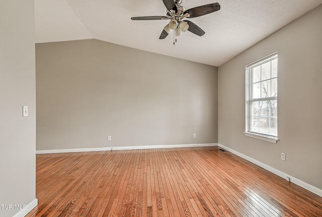 220 Peters Road, Bristol, TN 37620