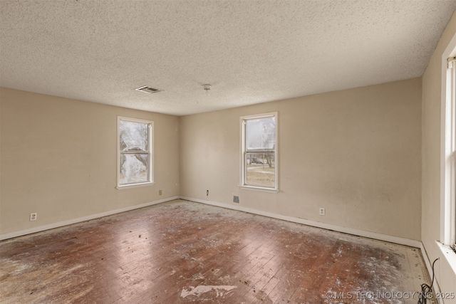 207 S Bixby Street, Coweta, OK 74429