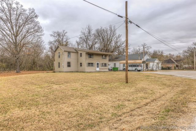 207 S Bixby Street, Coweta, OK 74429