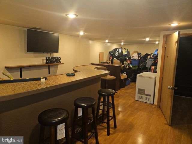 26 LOIS LN, Mount Holly, NJ 08060