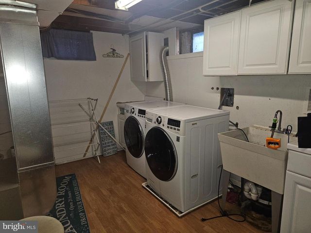 26 LOIS LN, Mount Holly, NJ 08060