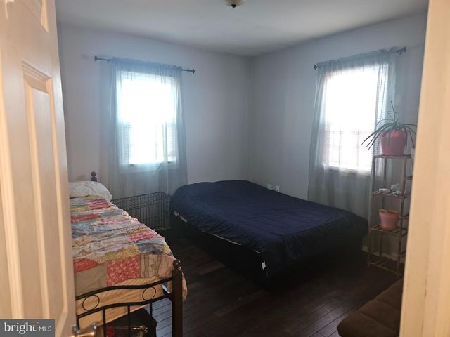 26 LOIS LN, Mount Holly, NJ 08060