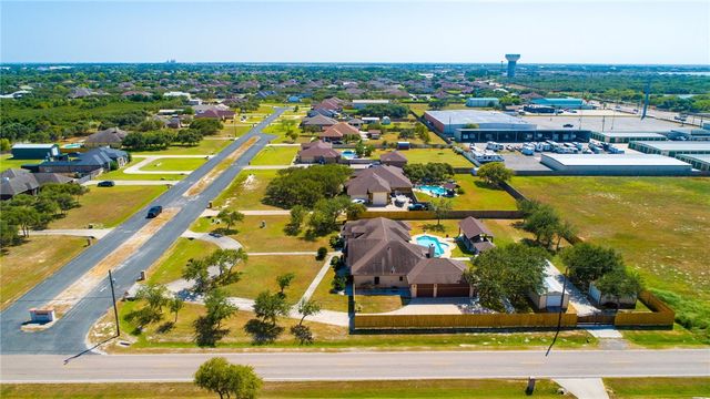1502 Westridge Blvd, Corpus Christi, TX 78418
