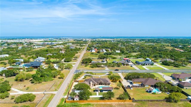 1502 Westridge Blvd, Corpus Christi, TX 78418