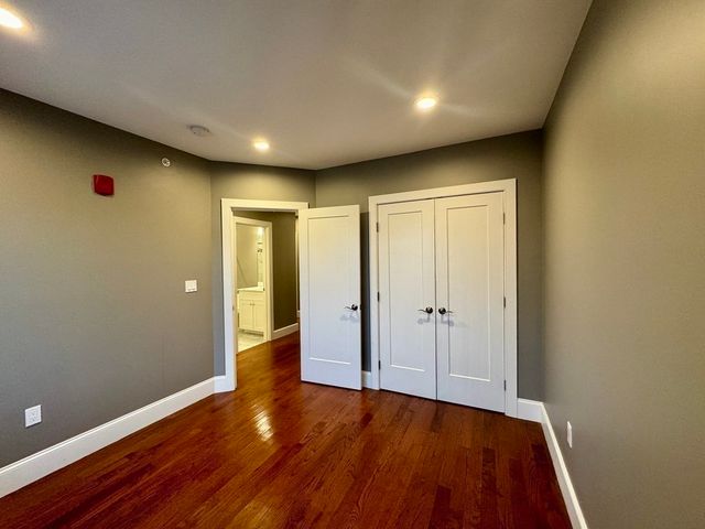 198 California St 3, Newton, MA 02458