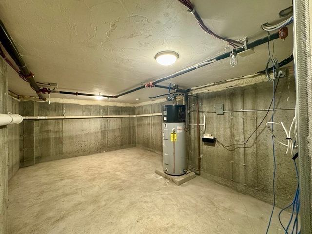 198 California St 3, Newton, MA 02458