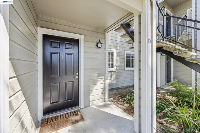 630 Canyon Oaks Drive D, Oakland, CA 94605