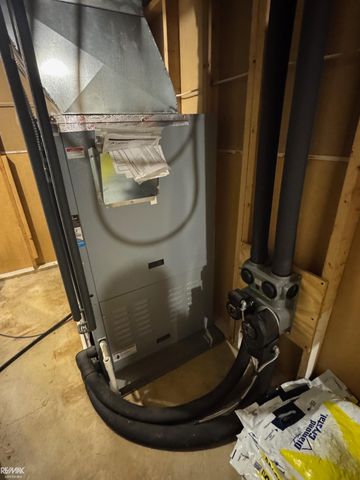 9817 Oatman Road, Greenwood, MI 48006