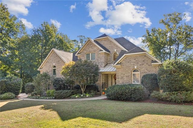 8748 Adams DR, Suffolk, VA 23433