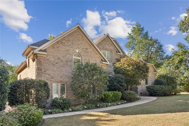 8748 Adams DR, Suffolk, VA 23433