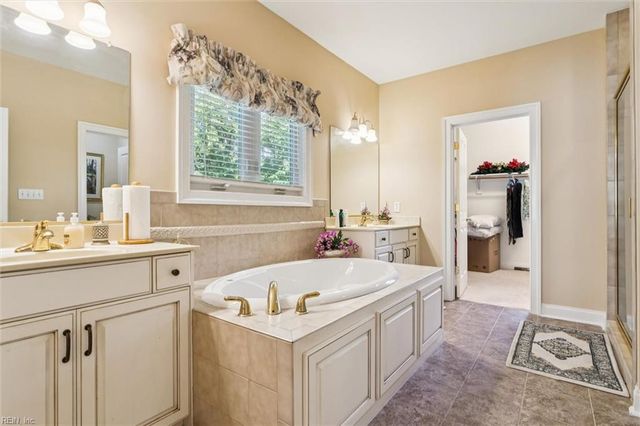 8748 Adams DR, Suffolk, VA 23433