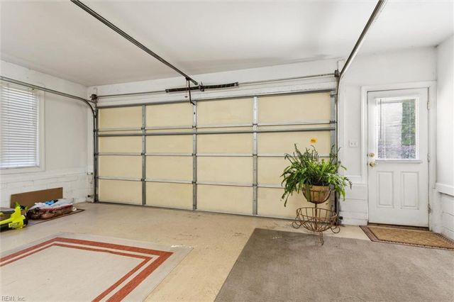 8748 Adams DR, Suffolk, VA 23433