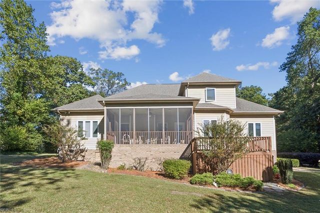 8748 Adams DR, Suffolk, VA 23433