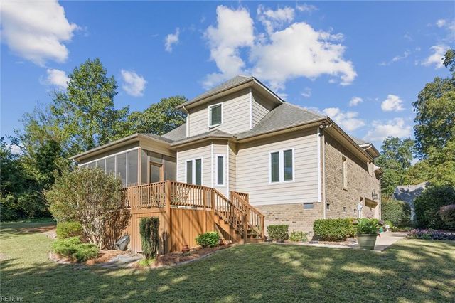 8748 Adams DR, Suffolk, VA 23433