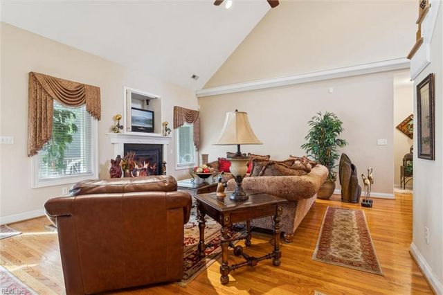 8748 Adams DR, Suffolk, VA 23433