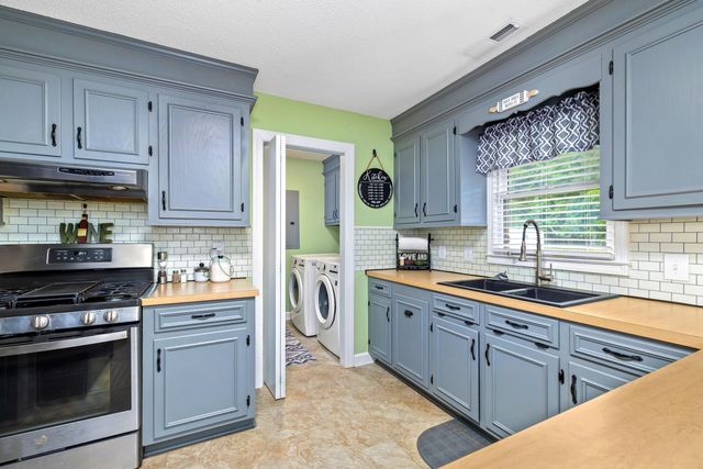 435 Pinecrest Drive, Sumter, SC 29153