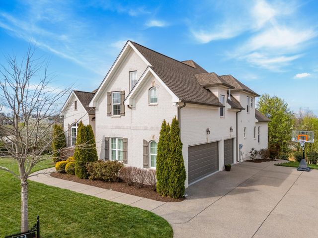 423 Whitley Way, Mount Juliet, TN 37122