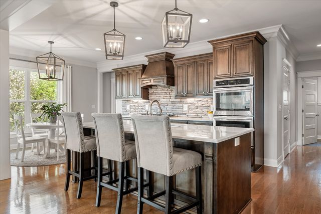 423 Whitley Way, Mount Juliet, TN 37122