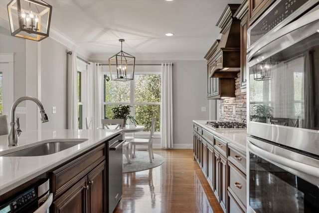 423 Whitley Way, Mount Juliet, TN 37122