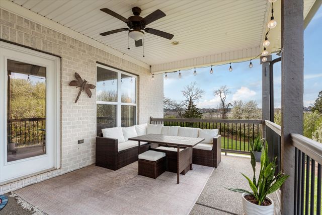 423 Whitley Way, Mount Juliet, TN 37122