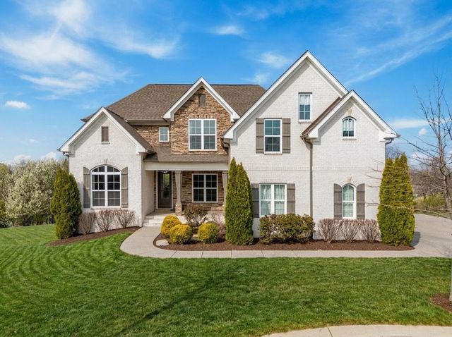 423 Whitley Way, Mount Juliet, TN 37122