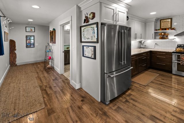 590 Middle Skunk Creek, Bozeman, MT 59715