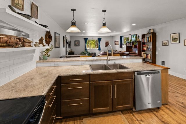 590 Middle Skunk Creek, Bozeman, MT 59715