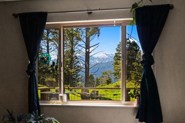590 Middle Skunk Creek, Bozeman, MT 59715