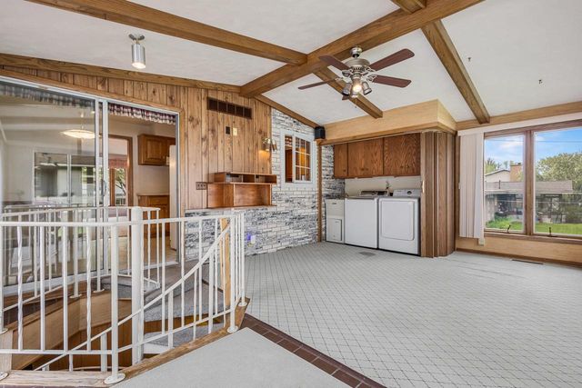1742 N DOUGLAS STREET, Appleton, WI 54914