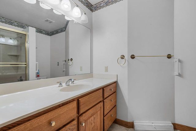 1742 N DOUGLAS STREET, Appleton, WI 54914