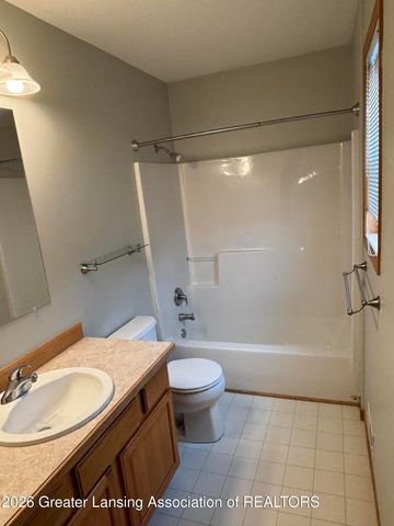 2669 Halyard Drive, Lansing, MI 48911