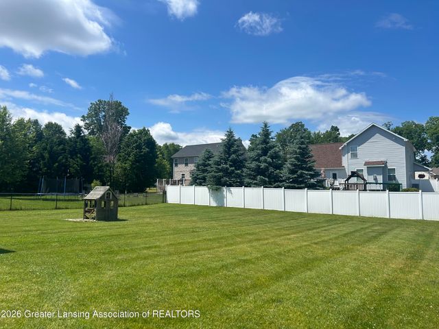 2669 Halyard Drive, Lansing, MI 48911