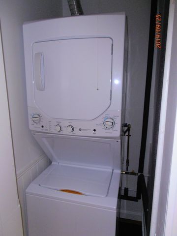 102 Prospectd R2, Somerville, MA 02143