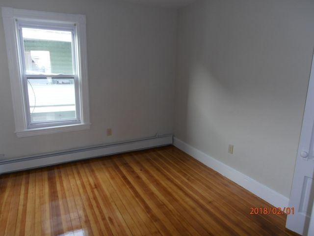 102 Prospectd R2, Somerville, MA 02143