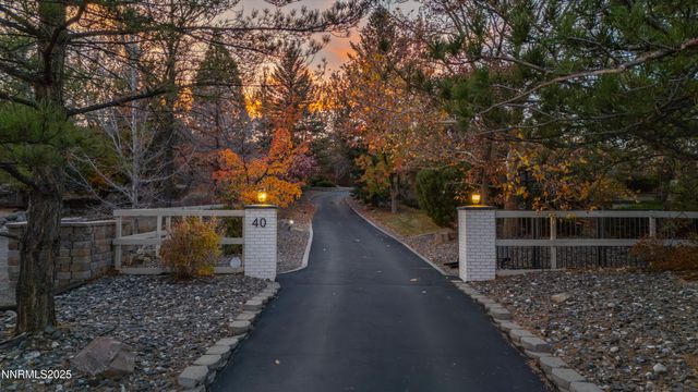 40 MacFarlane Drive, Reno, NV 89511