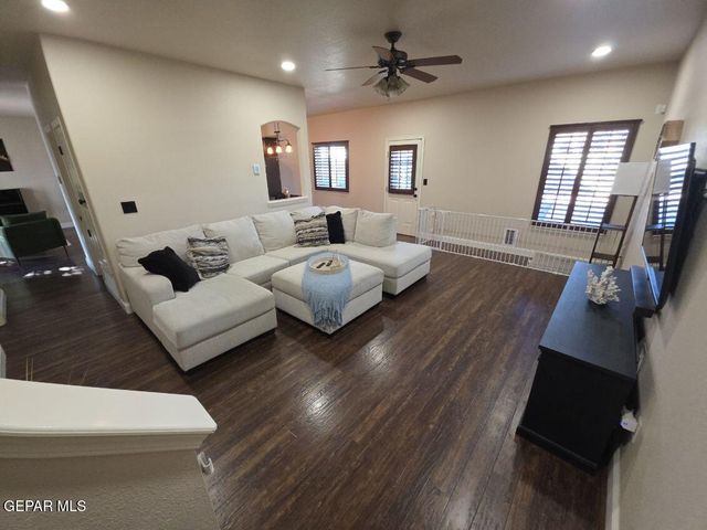 12867 HIDDEN GROVE Drive, El Paso, TX 79938