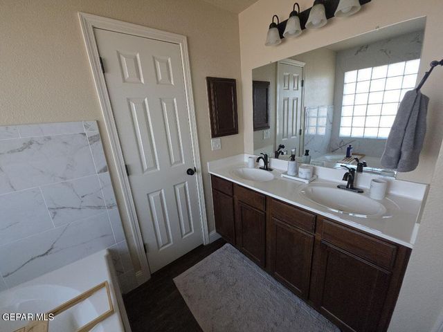 12867 HIDDEN GROVE Drive, El Paso, TX 79938