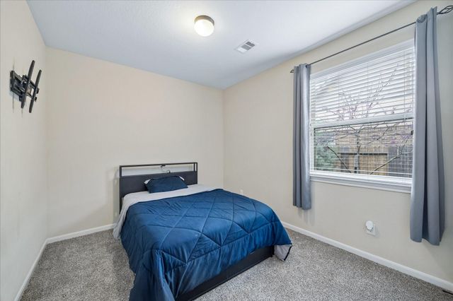 6723 Hunters Way Lane, Baytown, TX 77521