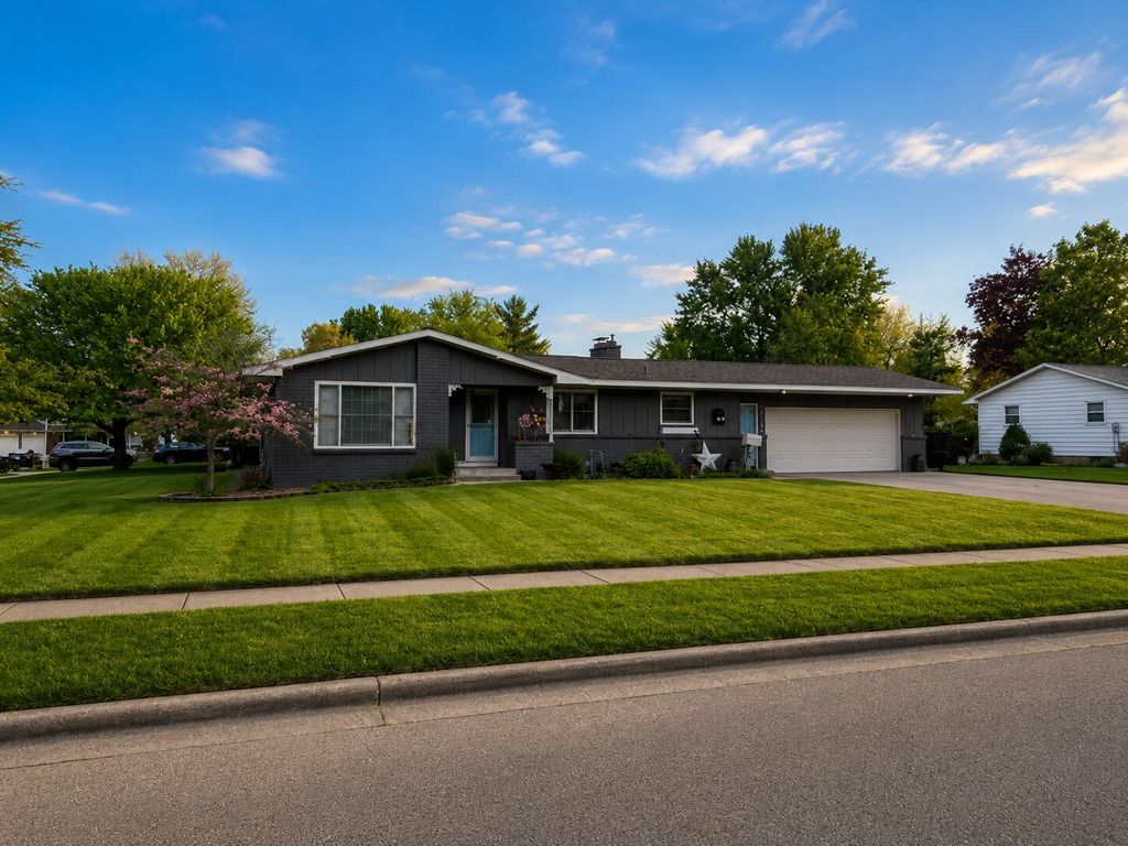 4049 S Osage Drive Sw, Grandville City, MI 49418